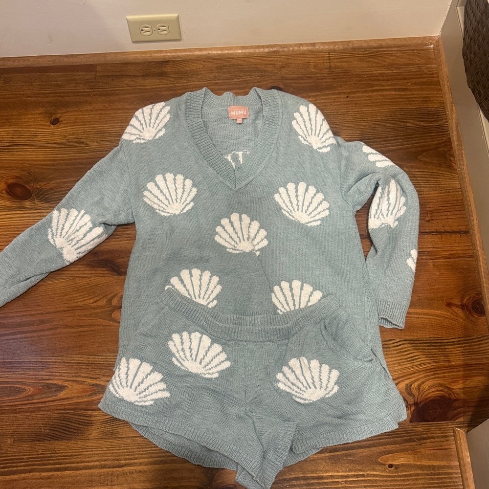 Show Me Your MuMu Blue and White Shell Sweater Pajama Set
